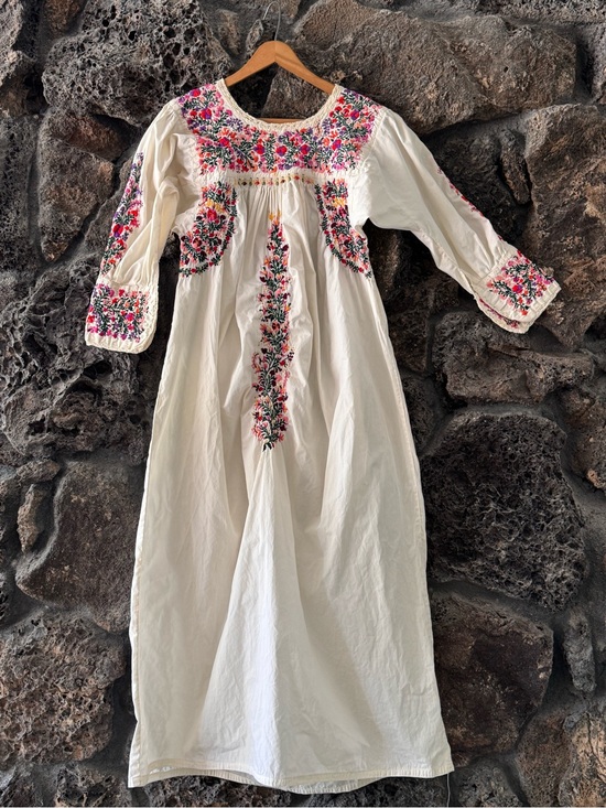 unbranded Dresses & Skirts - Vintage 60s 70s Cotton Oaxacan Maxi Dress w/ Colorful Floral Hand-Embroidery Med